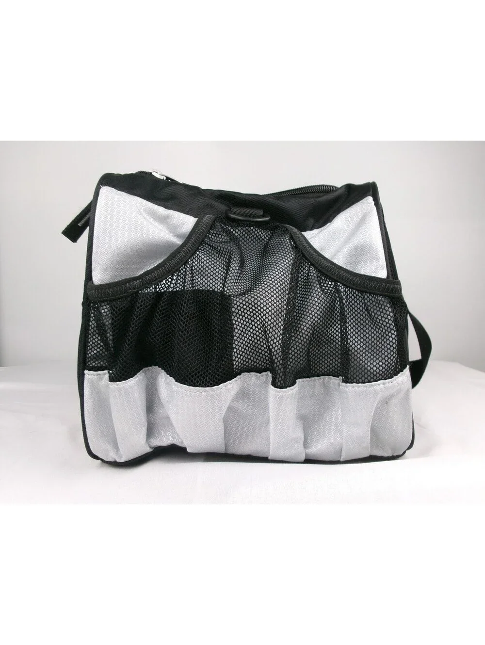 Vintage 2010 Nike Gym Duffel Bag Black Silver BA2773-040 Shoe Compartment